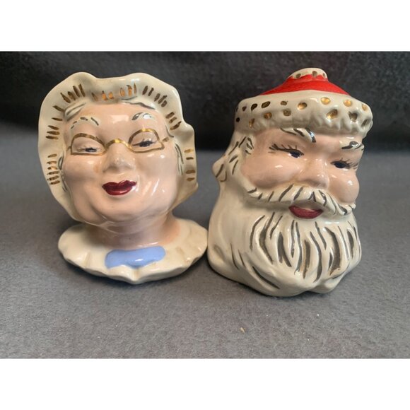 Vintage Ceramic Santa & Mrs. Claus Salt & Pepper Shakers Set - Picture 8 of 12